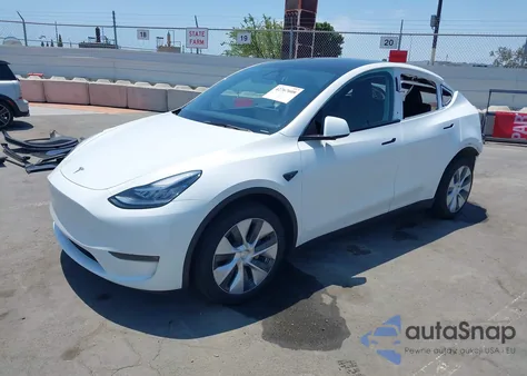 2023 Tesla Model Y Awd/Long Range Dual Motor All-Wheel Drive from USA, damaged, VIN 7SAYGDEE1PA137728